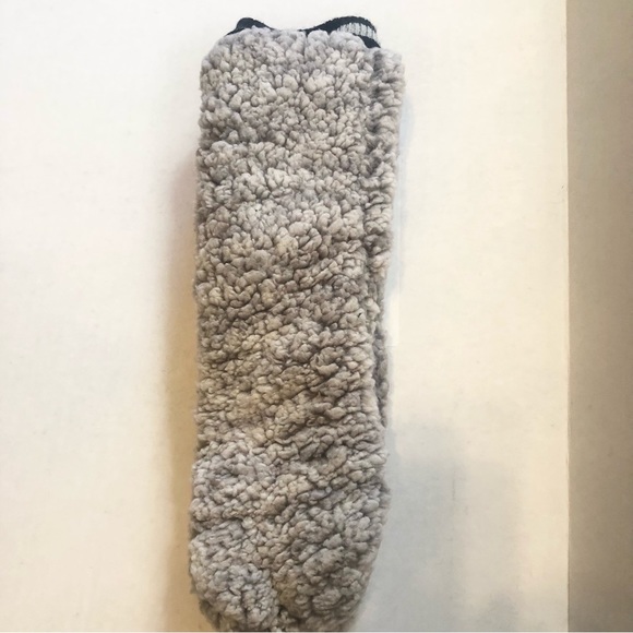 Daisy Fuentes Sherpa Lined Lodge Socks (NWT) - Picture 4 of 8